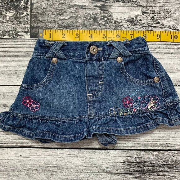 OshKosh B'Gosh Floral Print Denim Skirt - Picture 4 of 4